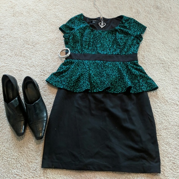 Iz Byer Dresses & Skirts - IZ Byer Sz. 13 Peplum Dress EUC